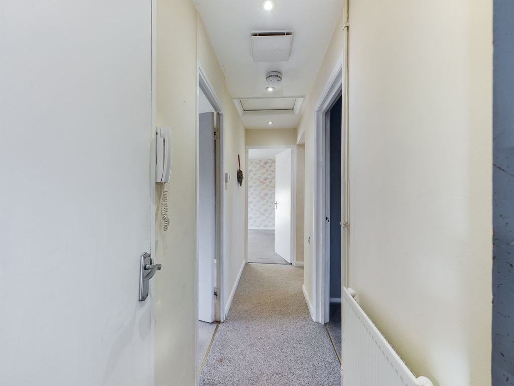 Property photo 2 of 7 Cam00076P1-Pr0146-Still02