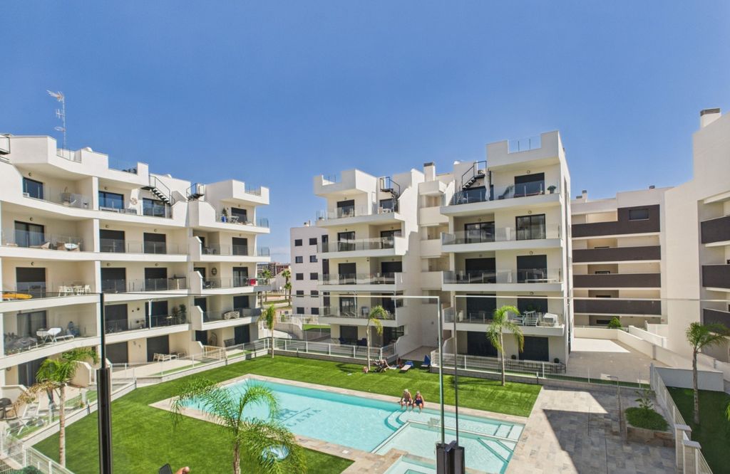 Property photo 1 of 45