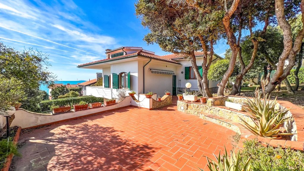 Property photo 1 of 44