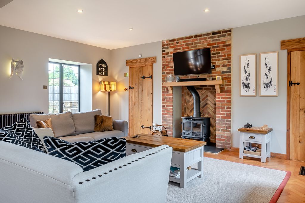 Property photo 3 of 15