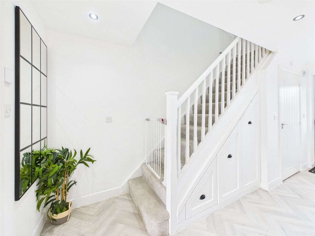 Property photo 2 of 19 Picture No. 06
