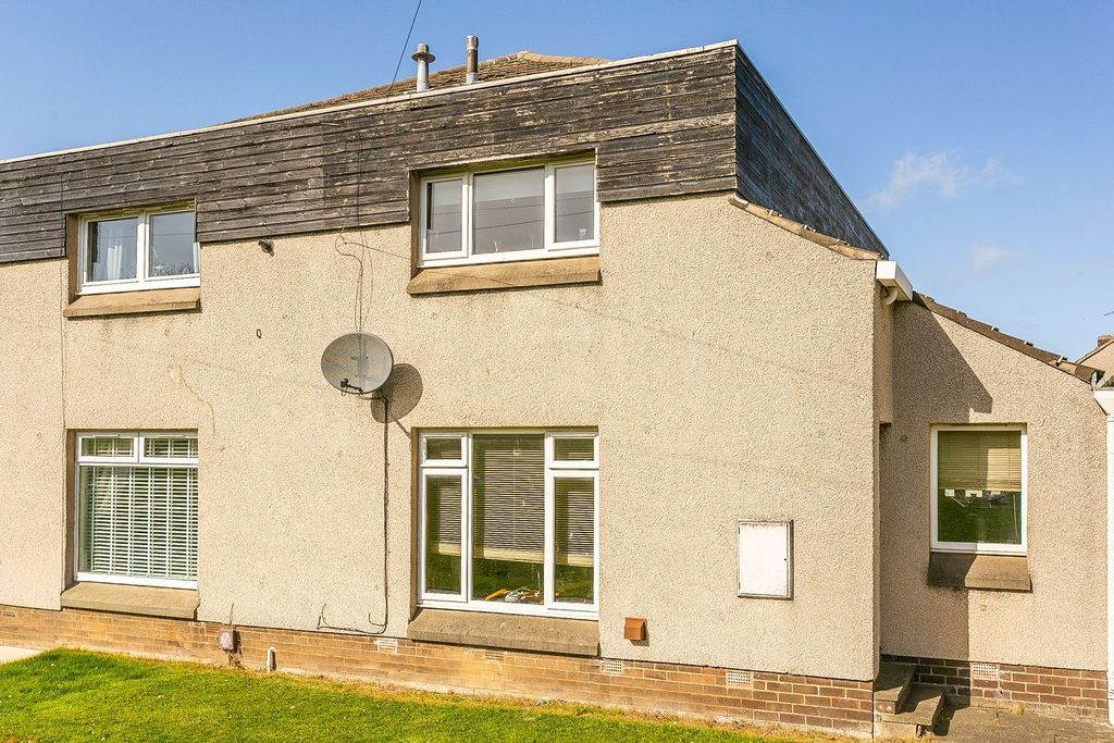Property photo 1 of 23