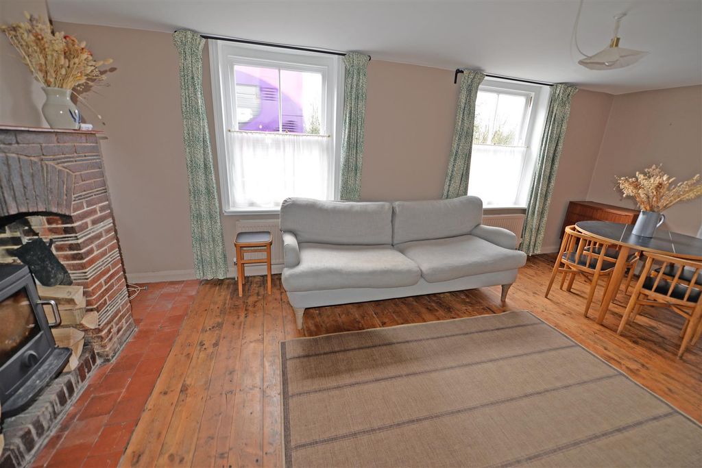 Property photo 3 of 23 2.Jpg