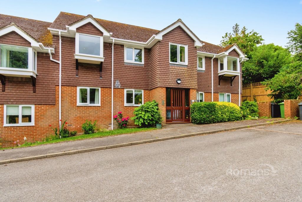 Property photo 2 of 11 Pbox-Img.Jpg