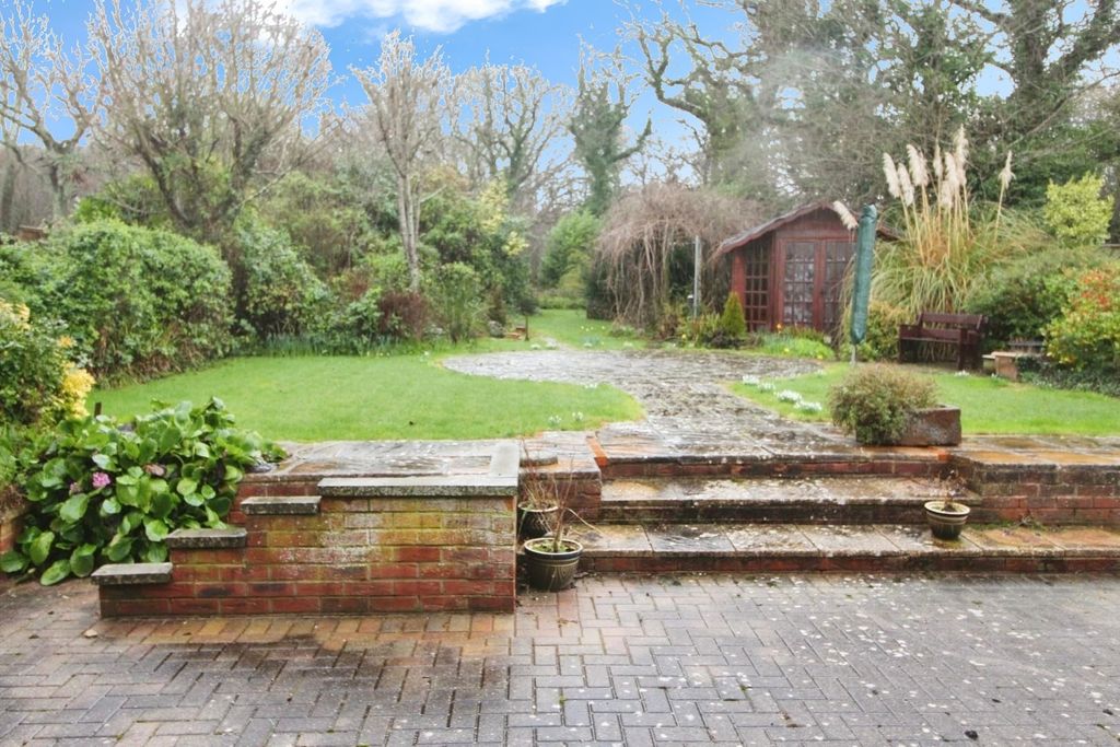 Property photo 3 of 17 Pbox-Img.Jpg