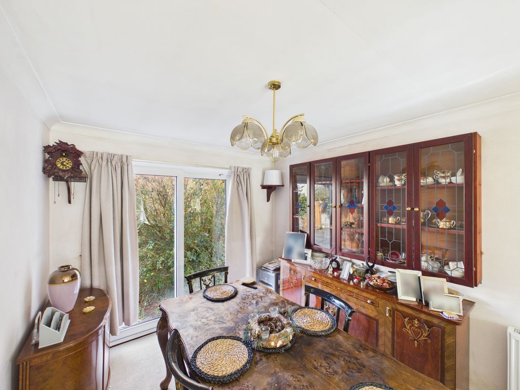 Property photo 3 of 12 Dining Room