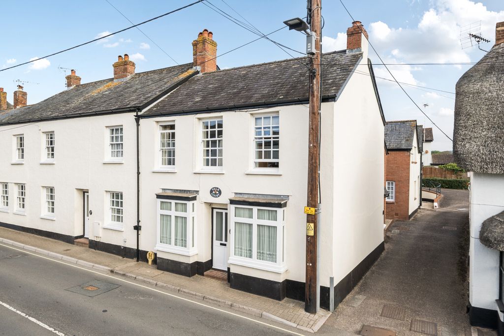 Property photo 1 of 19 1521607-1-1A0c332...
