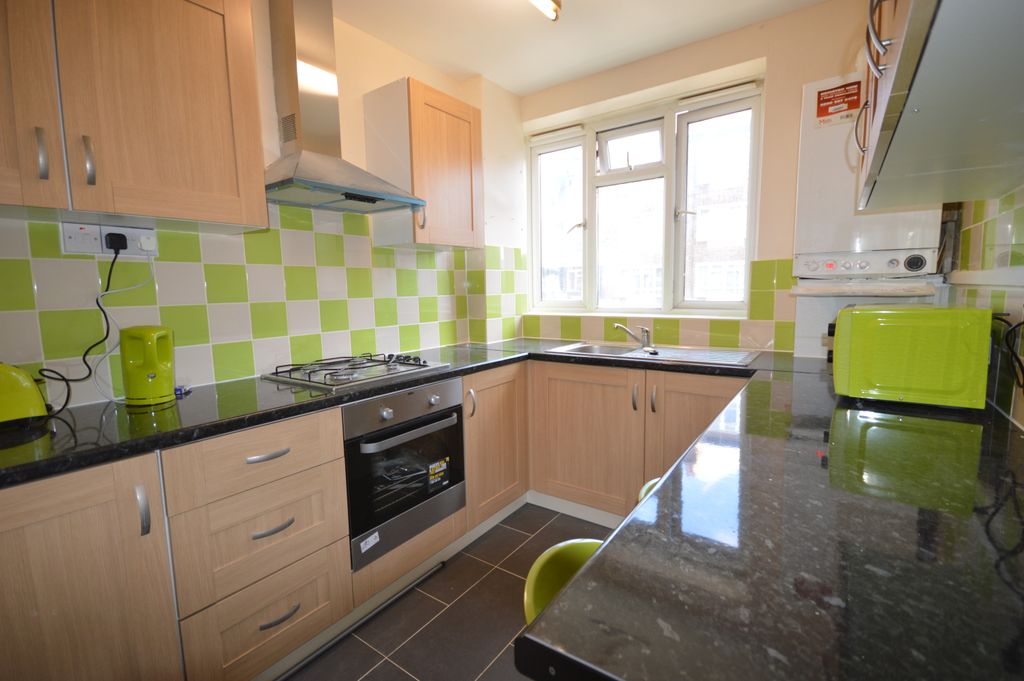Property photo 2 of 4