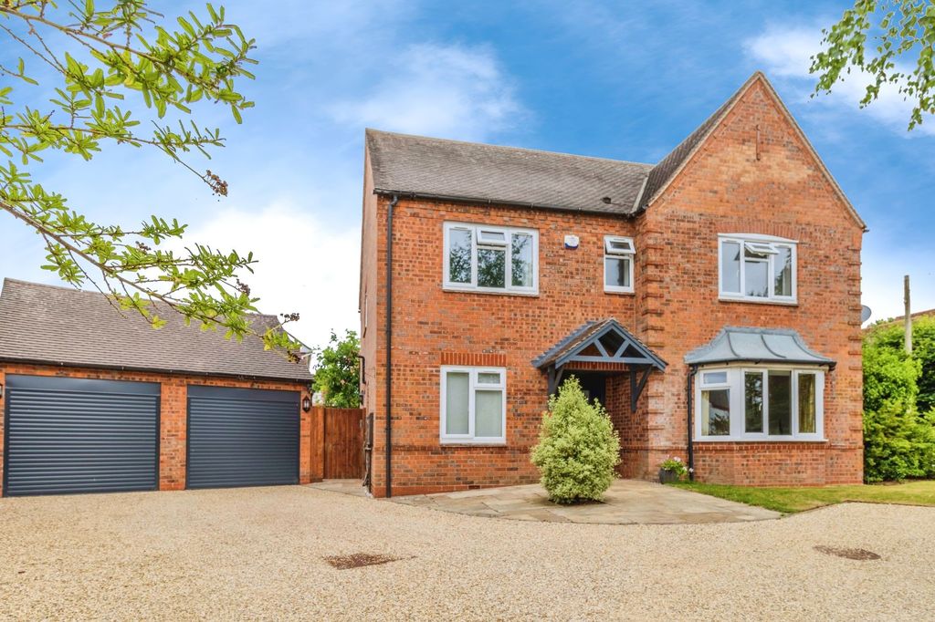 Property photo 1 of 17 Foh1
