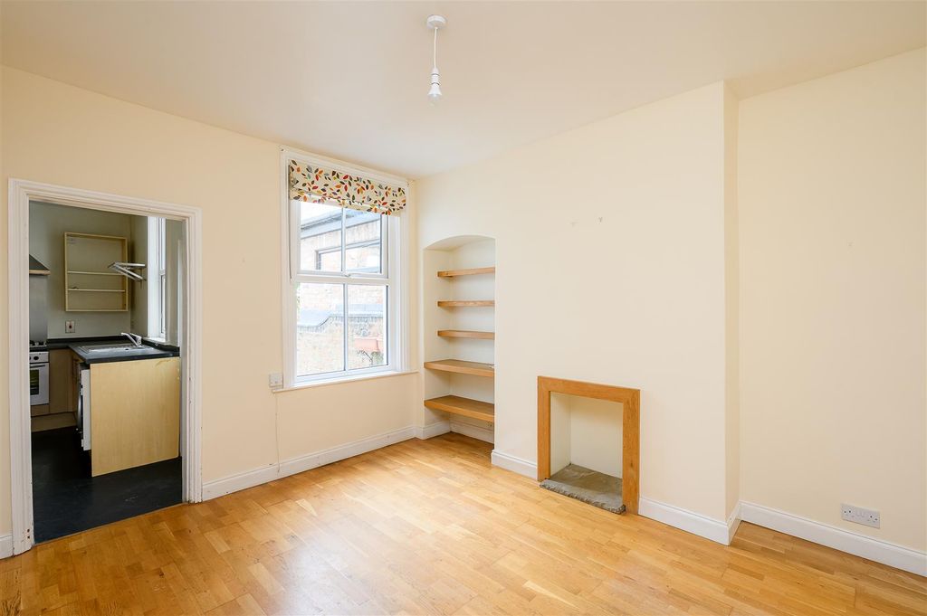 Property photo 2 of 19 Dining Room