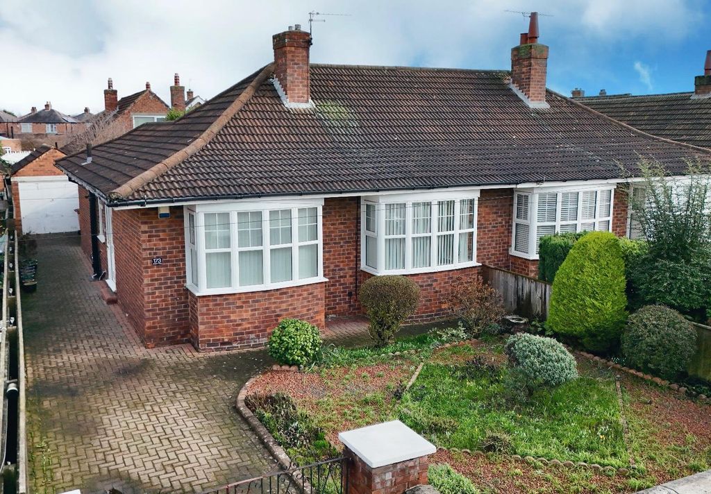 Property photo 1 of 12 Front