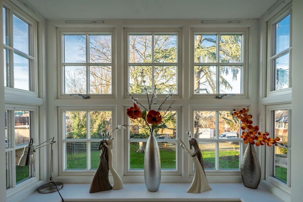 Property photo 3 of 22