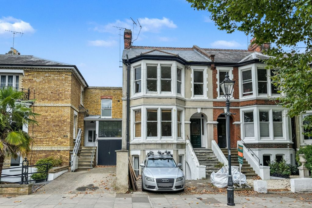 Property photo 2 of 9 43A Cambridge Road, Southend-On-Sea, Essex, Ss1 1Et