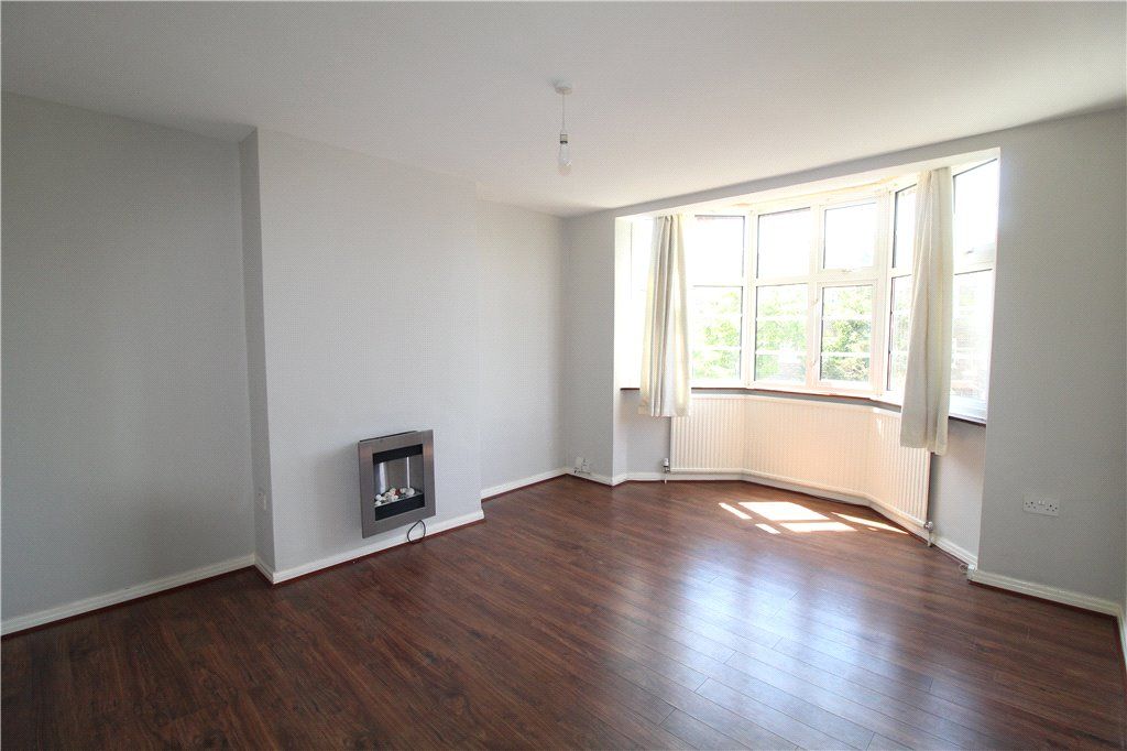 Property photo 2 of 8 Reception