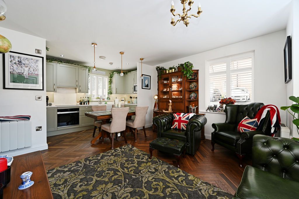 Property photo 2 of 28 Open Plan Living / Dining / Kitchen