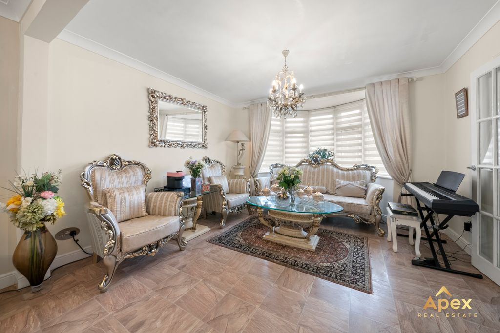 Property photo 2 of 18 Dsc_2589