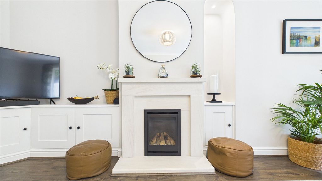 Property photo 3 of 23 Picture 3