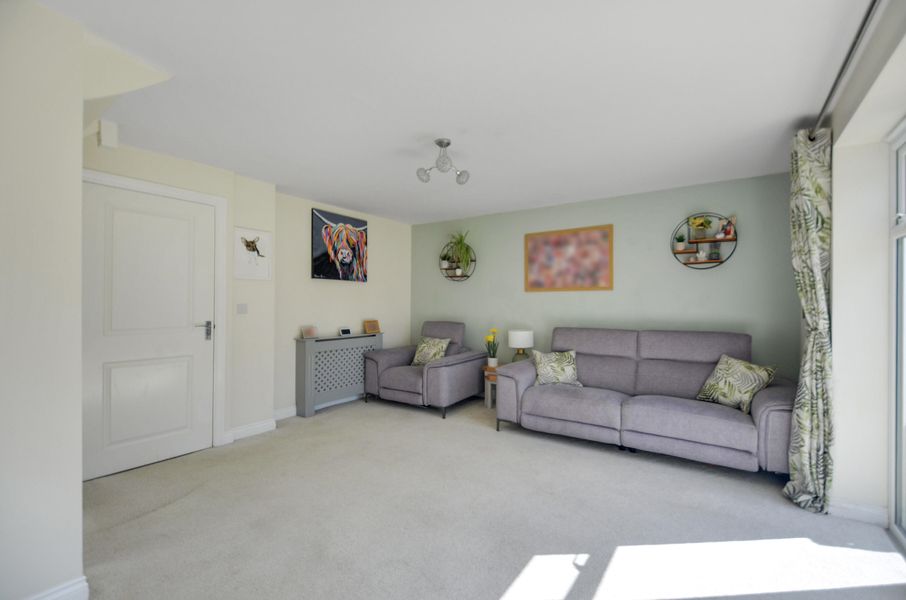 Property photo 3 of 25 Lounge Dining Room_03.Jpg