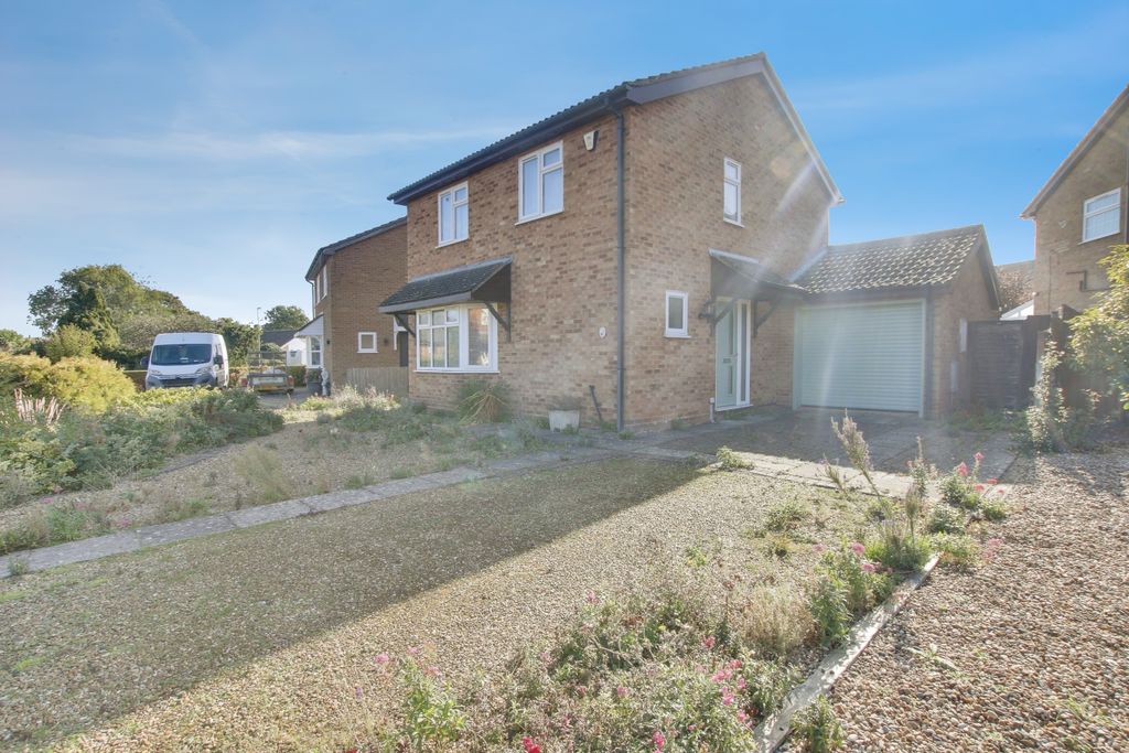 Property photo 1 of 12
