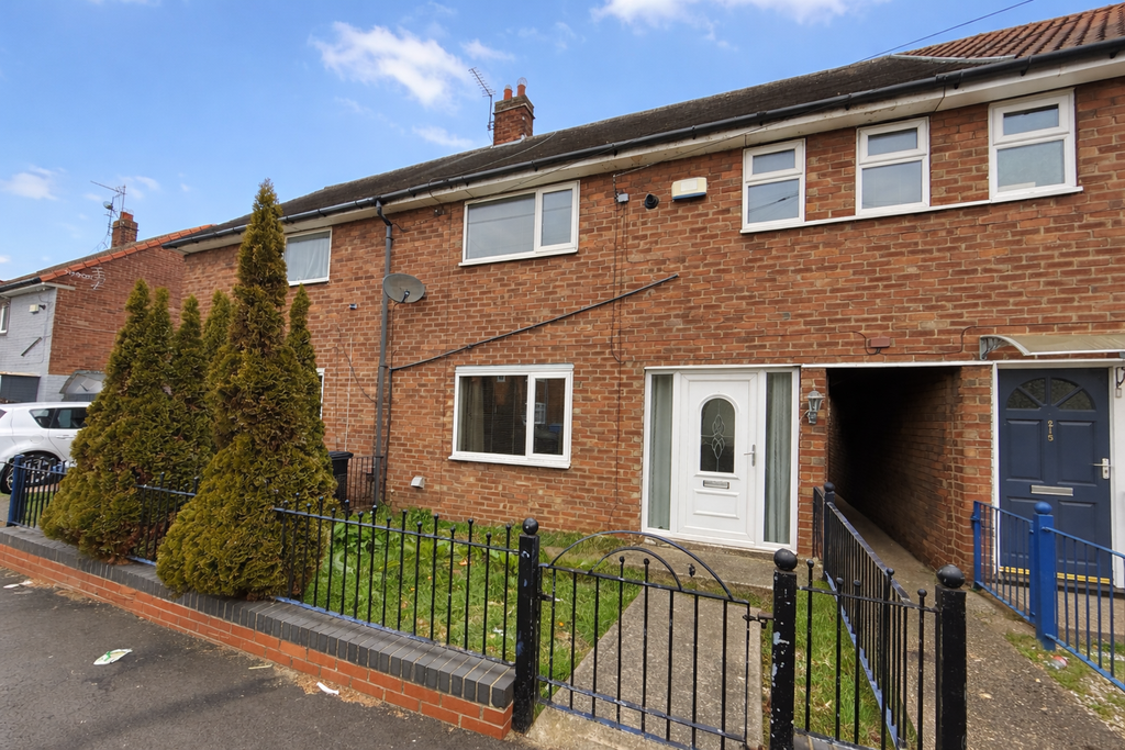 Property photo 1 of 12