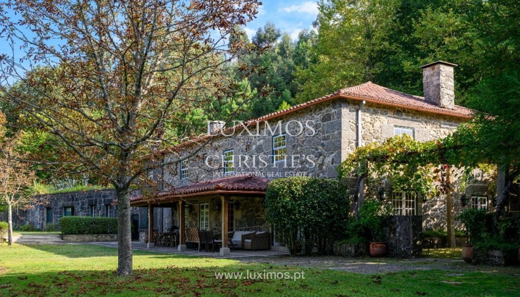 Property photo 1 of 25