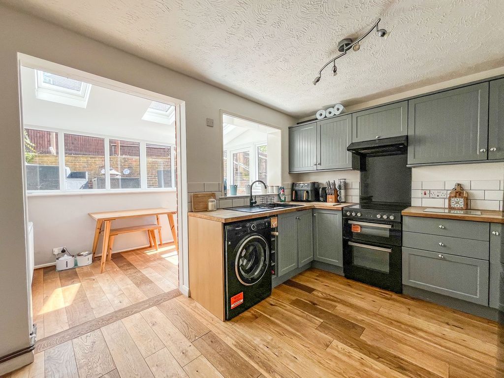 Property photo 3 of 17