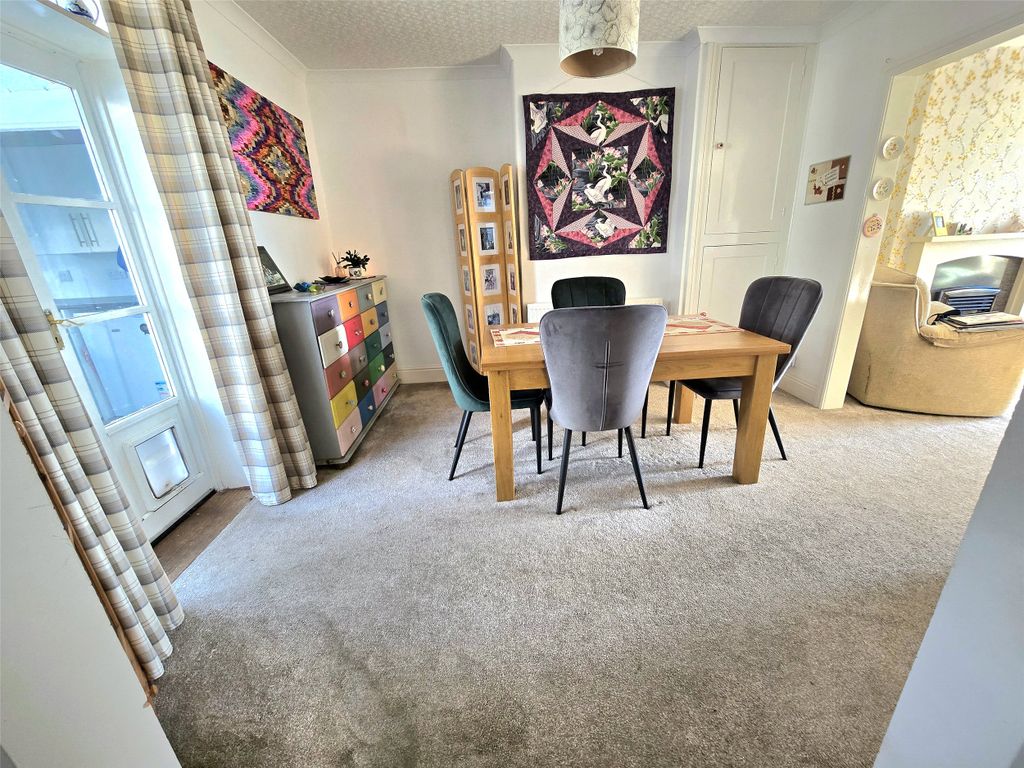 Property photo 3 of 16 3 - Picture No. 16