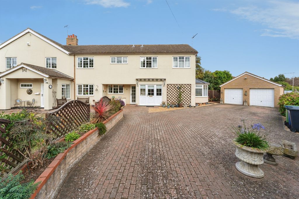 Property photo 1 of 21