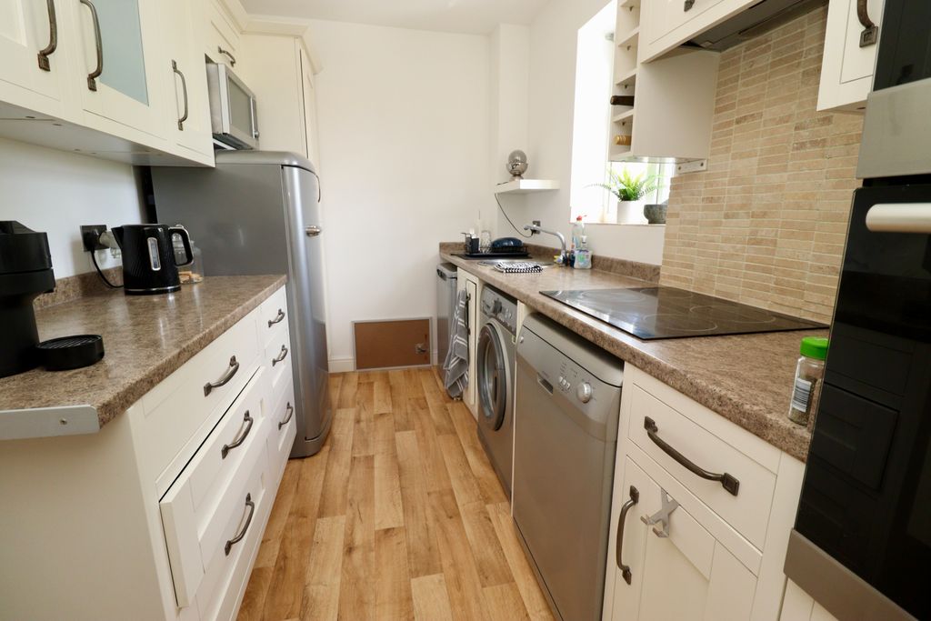 Property photo 2 of 8 Img_8316