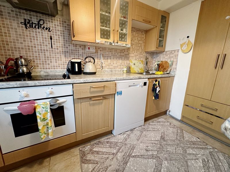 Property photo 2 of 10 Photo 6