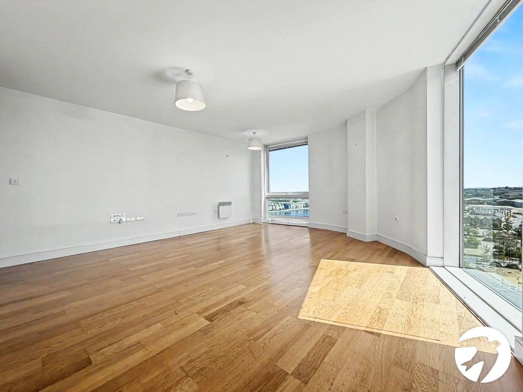 Property photo 3 of 7 Picture No. 20