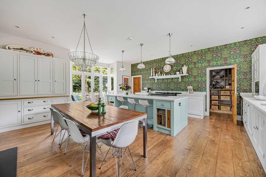 Additional image 8 of 7 bed detached house for saleHarpsden Woods, Harpsden, Henley-On-Thames, Oxfordshire RG9