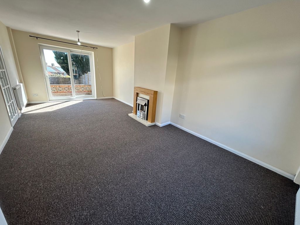 Property photo 3 of 12 Img_1599