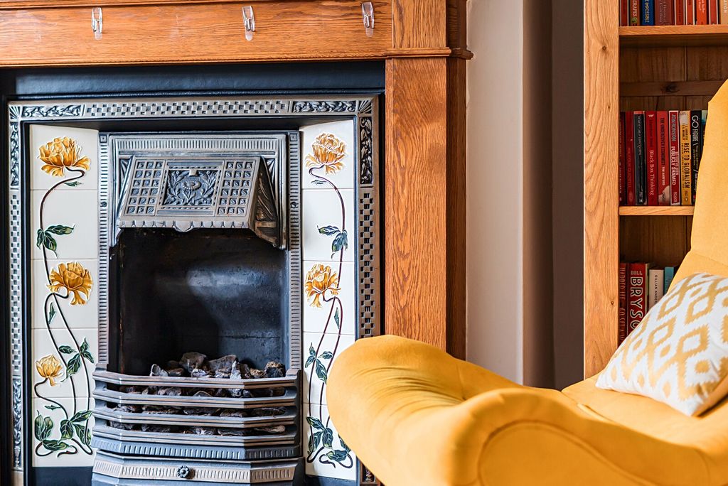 Property photo 3 of 18 1