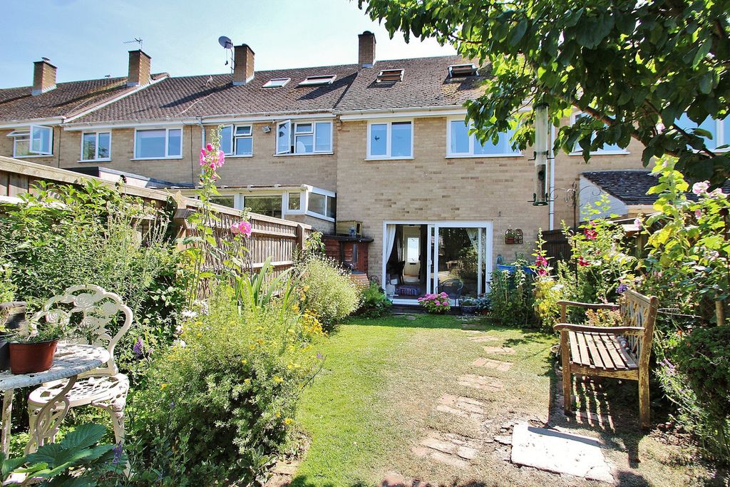 Property photo 1 of 20