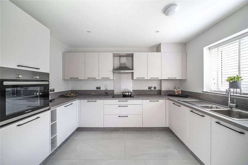 Property photo 1 of 15 Picture No. 19