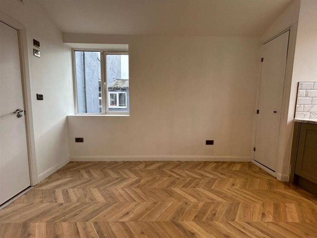 Property photo 2 of 6 Whatsapp Image 2025-01-29 At 12.27.27 (4).Jpeg