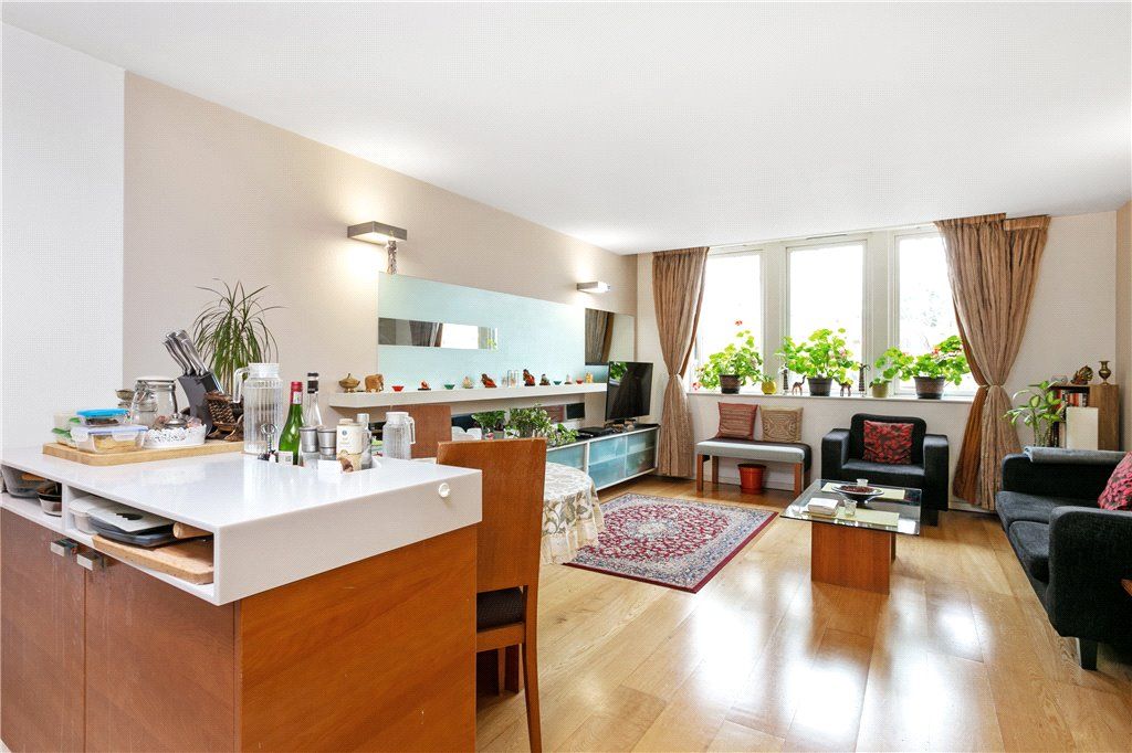 Property photo 1 of 12 1