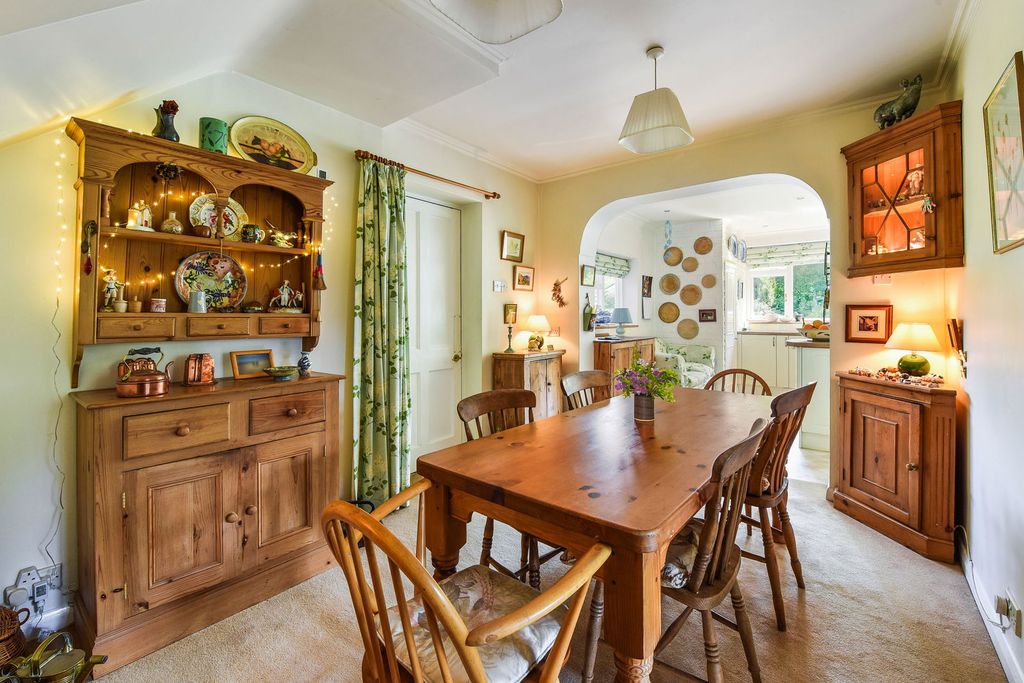 Property photo 3 of 26