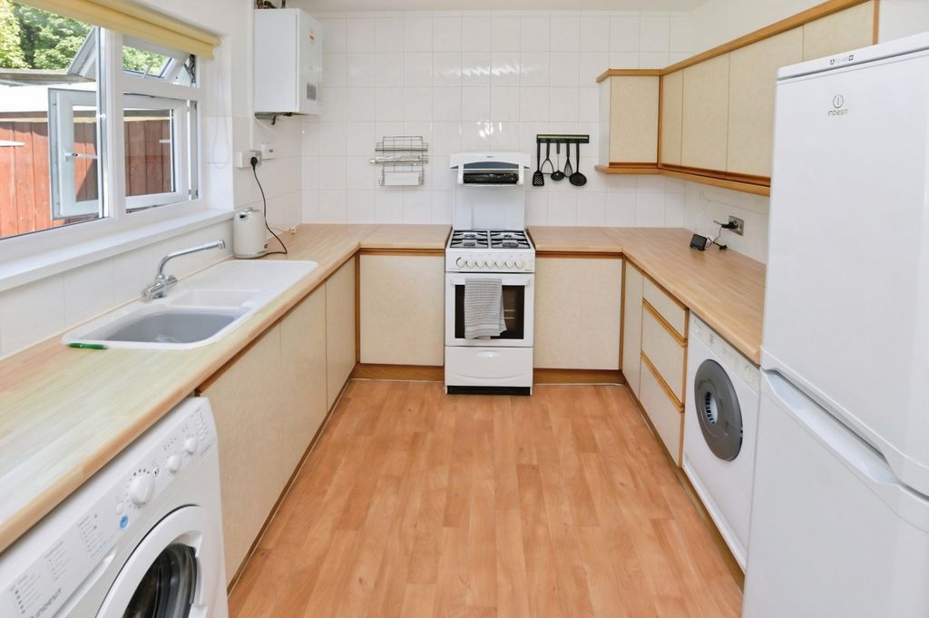 Property photo 3 of 16 3 - Kitchen