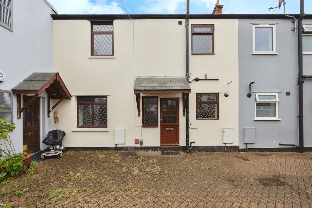 Property photo 3 of 15