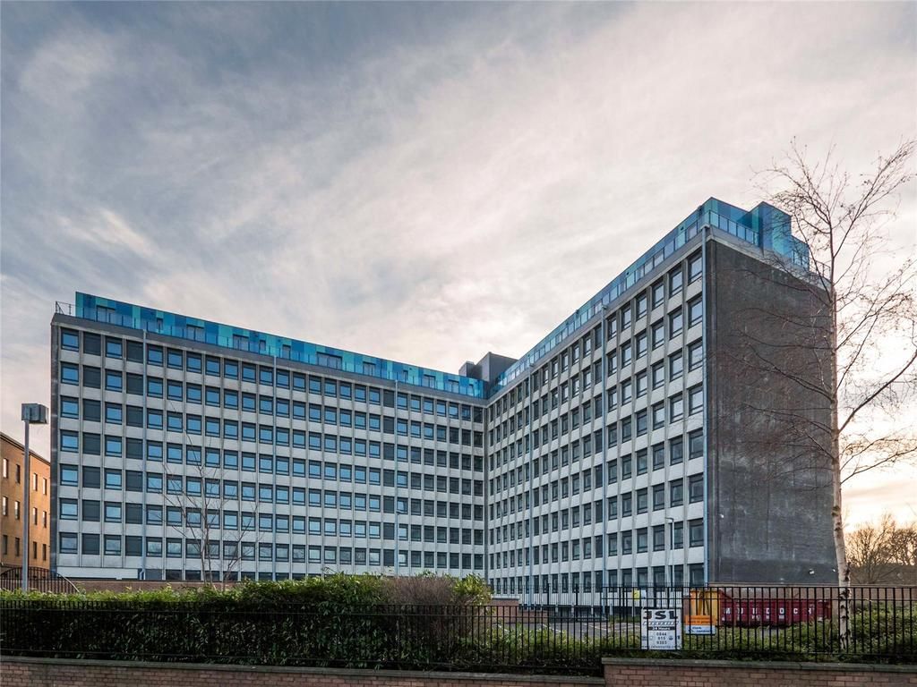 Property photo 1 of 8