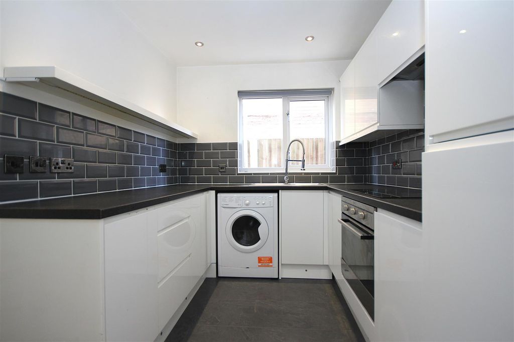 Property photo 3 of 6 Img_5503.Jpg