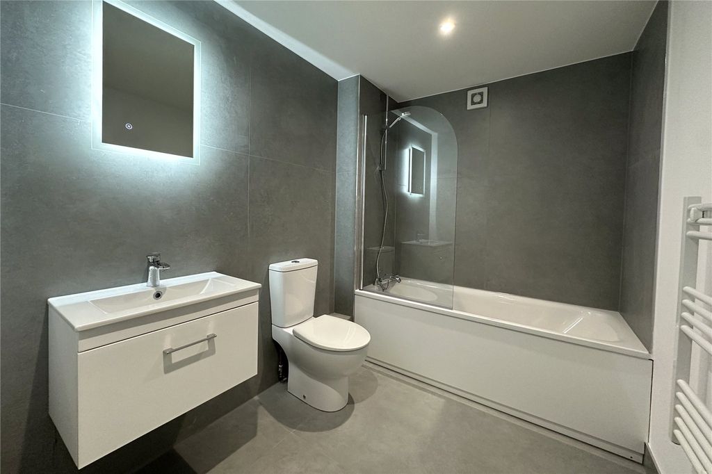 Property photo 3 of 7 Picture No. 02