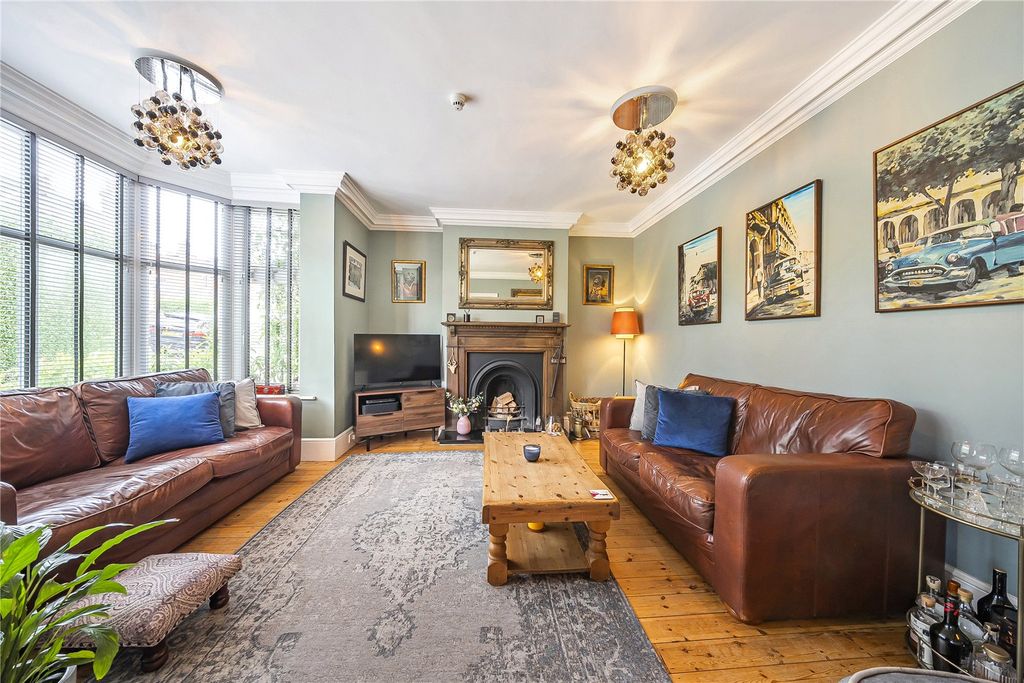 Property photo 2 of 16 Picture No. 08