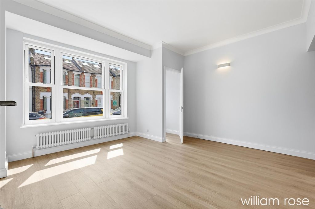 Property photo 3 of 14 13_Img_4563.Jpg