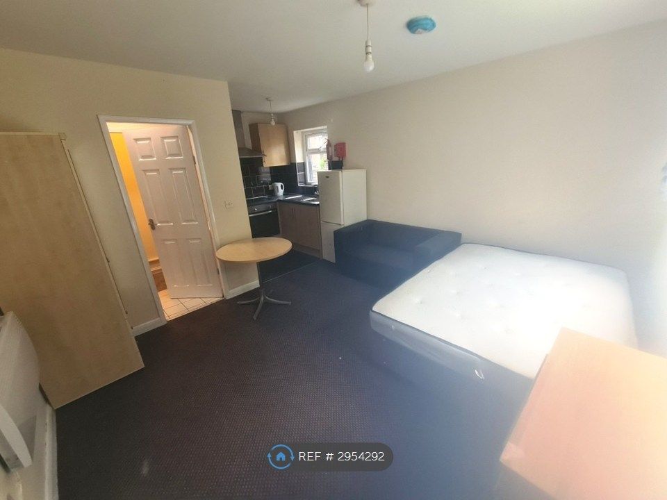 Property photo 2 of 7