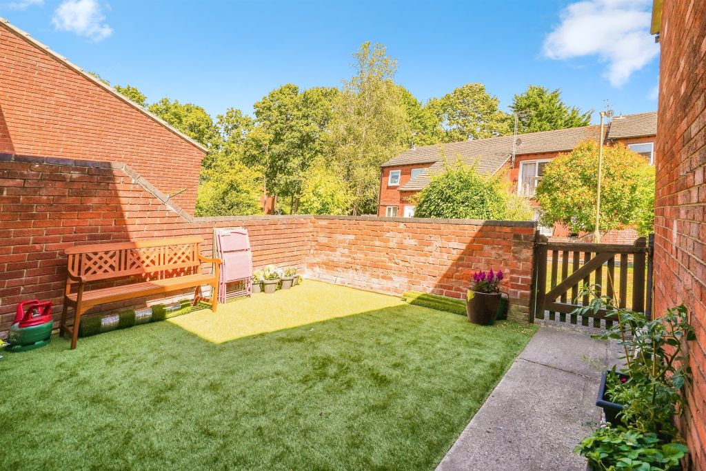 Additional image 4 of 2 bed maisonette for saleFleet Way, Didcot OX11