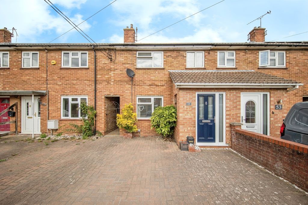 Property photo 1 of 17