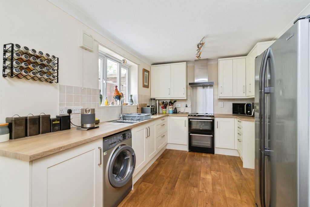 Property photo 3 of 17